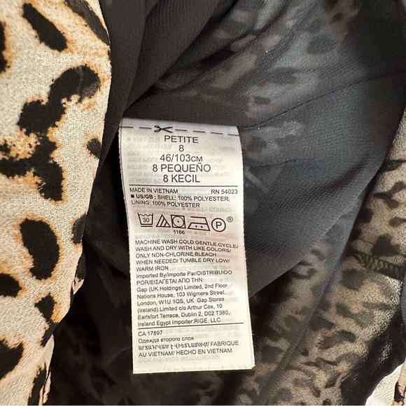 Banana Republic | Mini Skirt Pleated - Picture 2 of 9